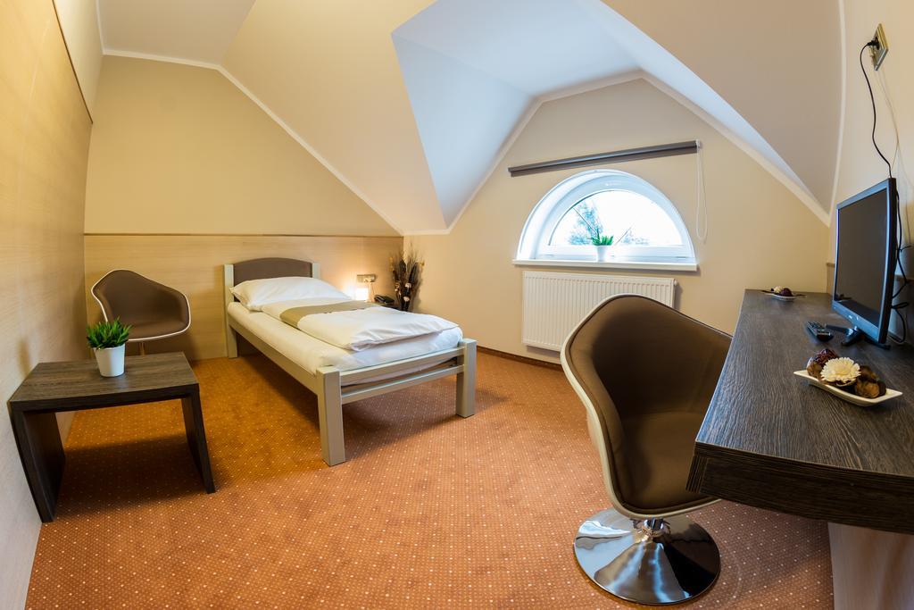 Hotel Luznice Plana nad Luznici Room photo